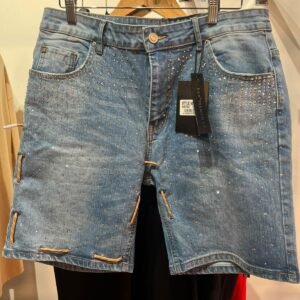 Denim intervenido con cadena